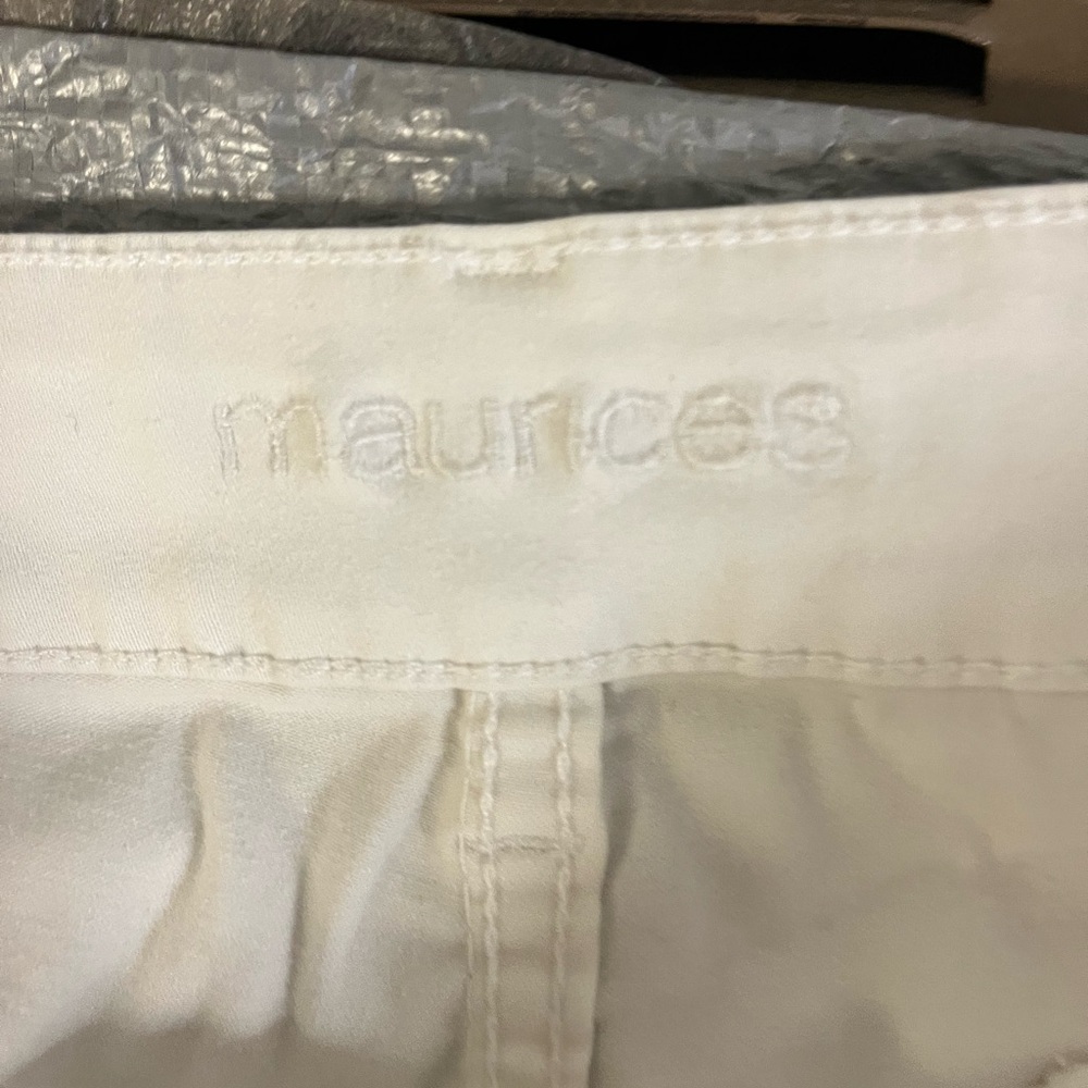 Maurice’s white jeans. Size large